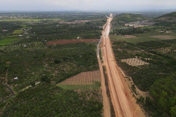 Cao tốc Bảo Lộc – Liên Khương sẽ chính thức khởi công vào ngày 29/6/2025 19 z6734021318955 5aaaac0cf2ffd72f014bdd82e94556781