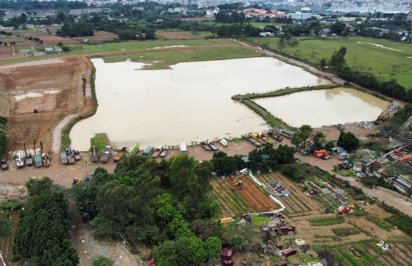 ĐẤT